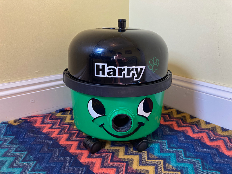 Harry vacuum cleaner