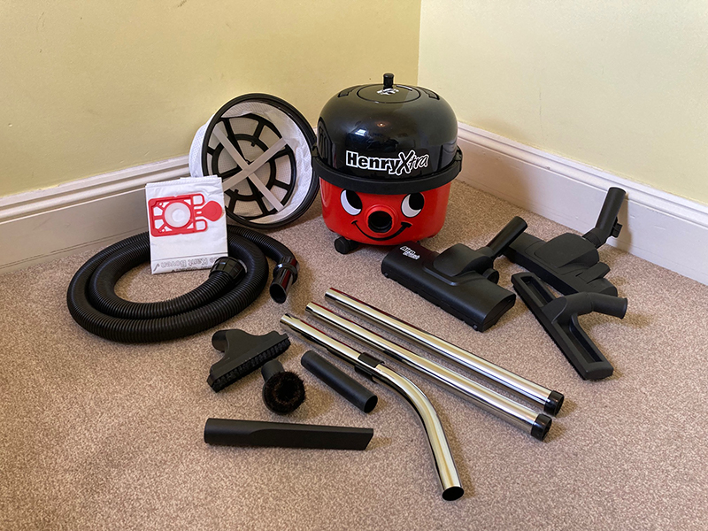 Henry Xtra vacuum cleaner unboxing