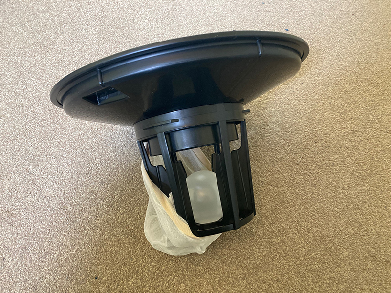 Charles vacuum cleaner's wet filter with float valve